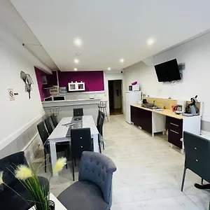  Bed & Breakfast Ludotel